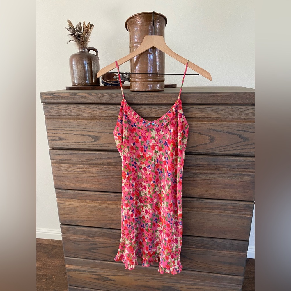 Vintage Josie Natori Medium Shear Bright Floral Slip Sleeper